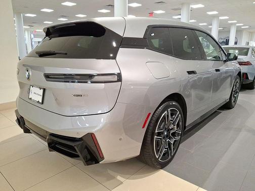 space silver metallic 2026 BMW iX xDrive60