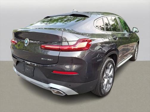 2025 BMW X4 xDrive30i