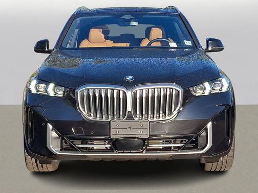 Black Sapphire Metallic 2024 BMW X5 xDrive40i