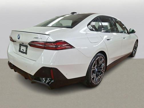 2025 BMW i5 xDrive40