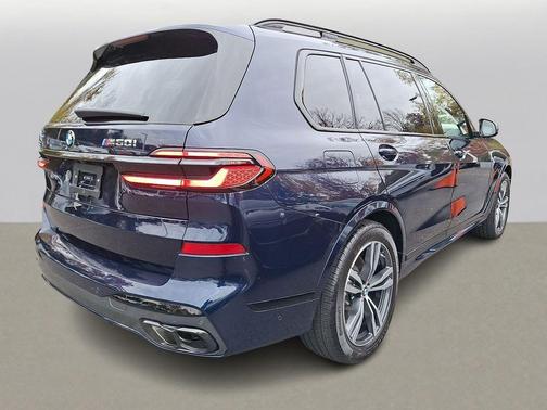 2026 BMW X7 M60i