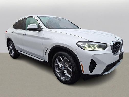 2025 BMW X4 xDrive30i