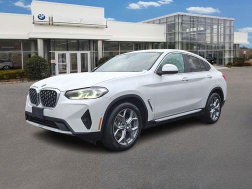 2025 BMW X4 xDrive30i