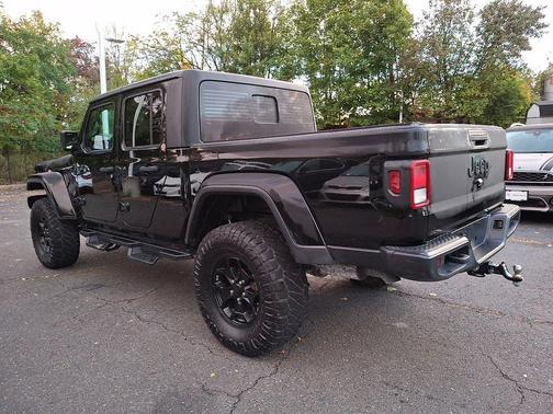 2021 Jeep Gladiator Willys 4x4