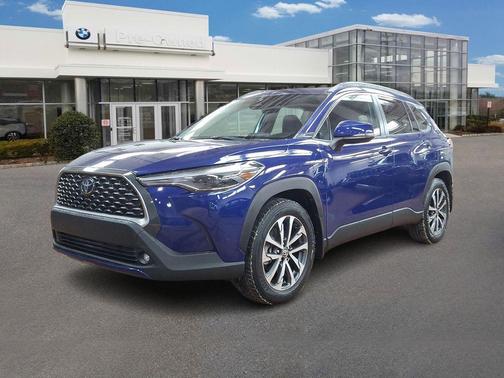 2023 Toyota Corolla Cross XLE