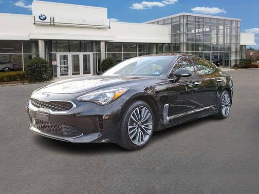 2019 Kia Stinger Base