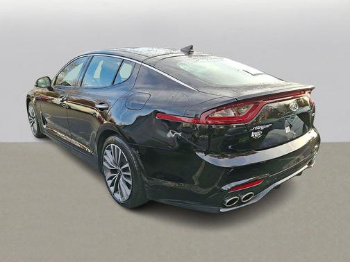 2019 Kia Stinger Base