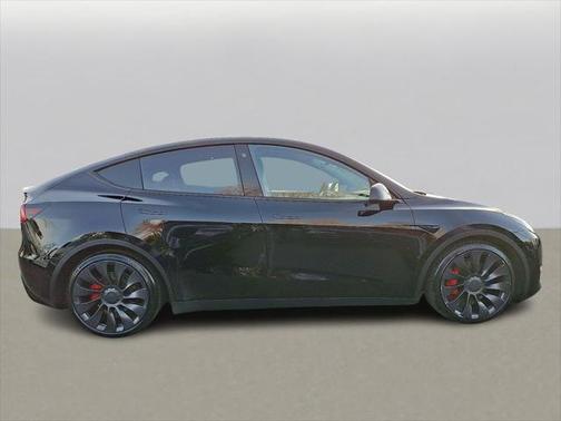 2022 Tesla Model Y Performance Dual Motor All-Wheel Drive