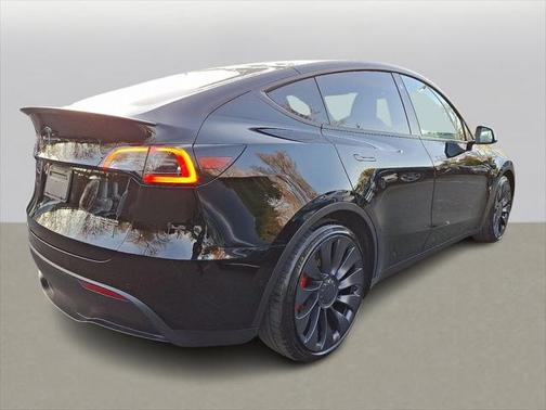 2022 Tesla Model Y Performance Dual Motor All-Wheel Drive