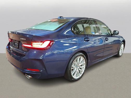 2023 BMW 330 xDrive