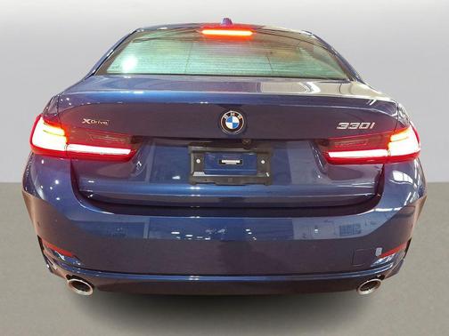 2023 BMW 330 xDrive