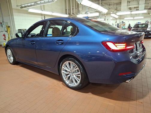 2023 BMW 330 xDrive