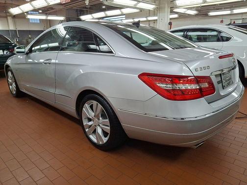 Iridium Silver Metallic 2012 Mercedes-Benz E-Class E 350