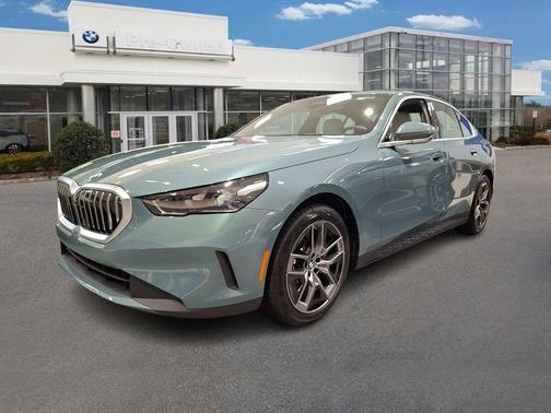 2026 BMW 530 i xDrive