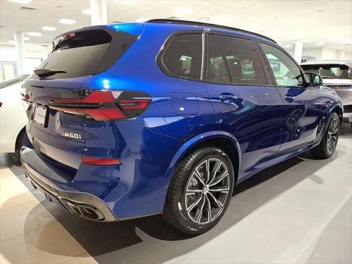 2025 BMW X5 M60i