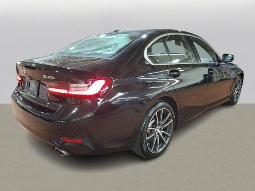 2019 BMW 330 xDrive