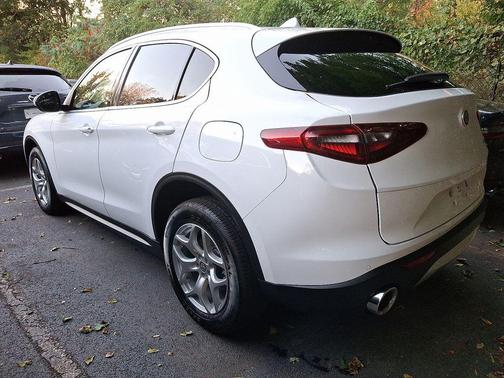 2019 Alfa Romeo Stelvio Base