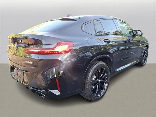 2024 BMW X4 M40i