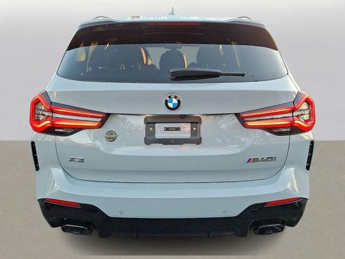2024 BMW X3 M40i