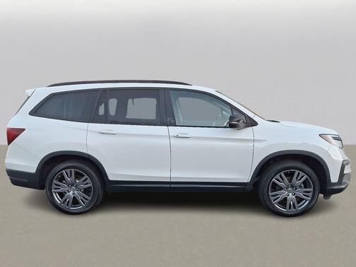 2022 Honda Pilot AWD Sport