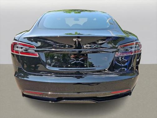 2021 Tesla Model S Long Range