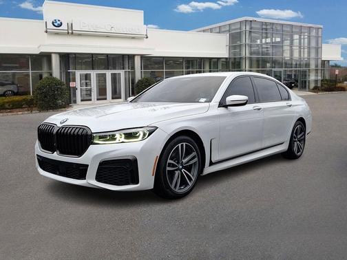 2022 BMW 750 i xDrive