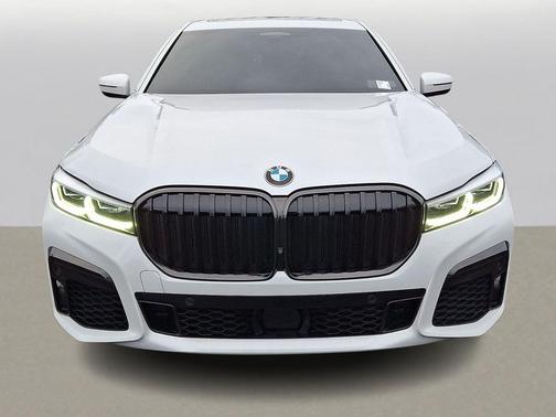 2022 BMW 750 i xDrive