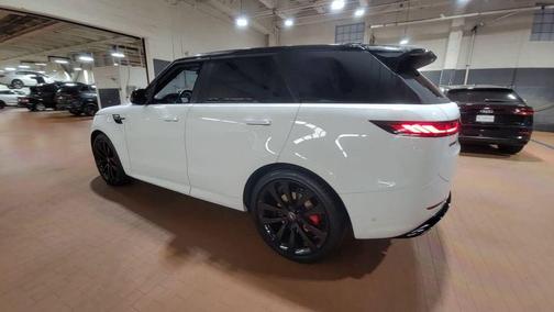 2023 Land Rover Range Rover Sport SE