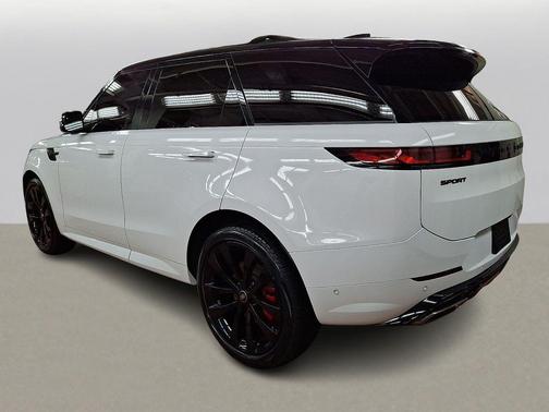 2023 Land Rover Range Rover Sport SE