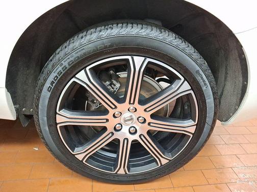 2019 Volvo XC60 T6 Inscription