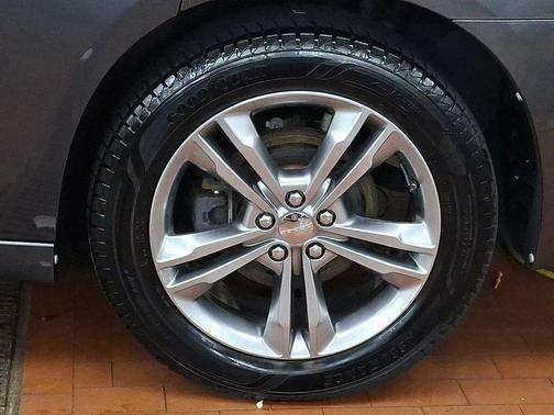Granite Crystal Metallic Clearcoat 2013 Dodge Charger R/T