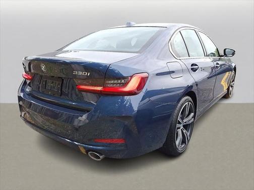 2024 BMW 330 i xDrive