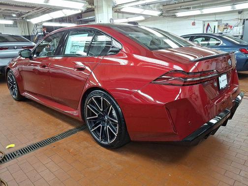 2026 BMW M5 Base