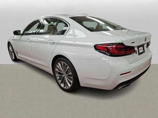 2023 BMW 530 i xDrive