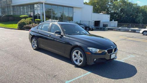 Black Sapphire Metallic 2014 BMW 320 i