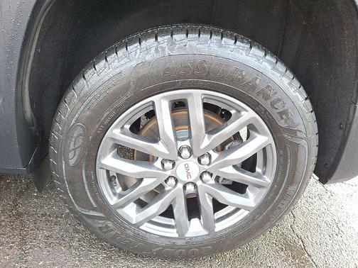 2017 GMC Acadia SLT-1