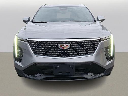 Argent Silver Metallic 2024 Cadillac XT4 Premium Luxury
