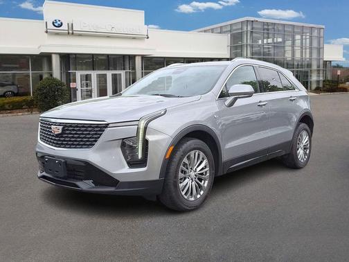 Argent Silver Metallic 2024 Cadillac XT4 Premium Luxury