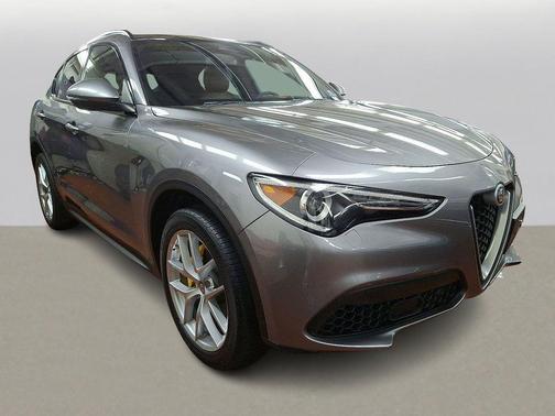 2018 Alfa Romeo Stelvio Ti Sport