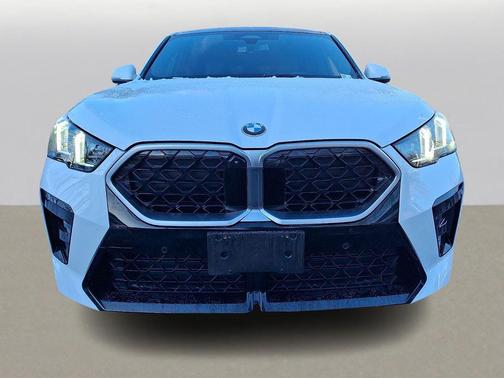 2025 BMW X2 xDrive28i