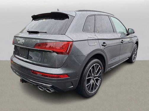 Daytona Gray Pearl Effect 2022 Audi SQ5 3.0T Prestige