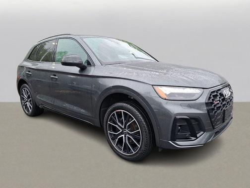 Daytona Gray Pearl Effect 2022 Audi SQ5 3.0T Prestige