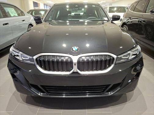 2025 BMW 330 i xDrive