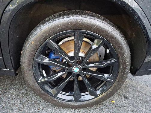 2024 BMW X4 M40i