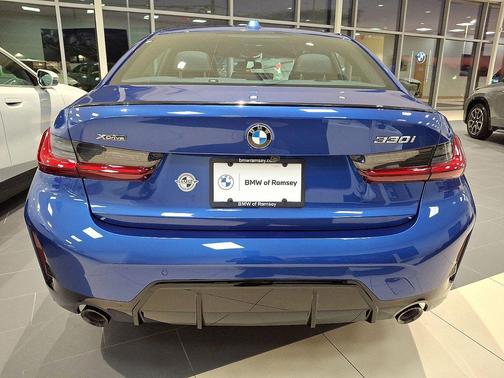 2025 BMW 330 i xDrive