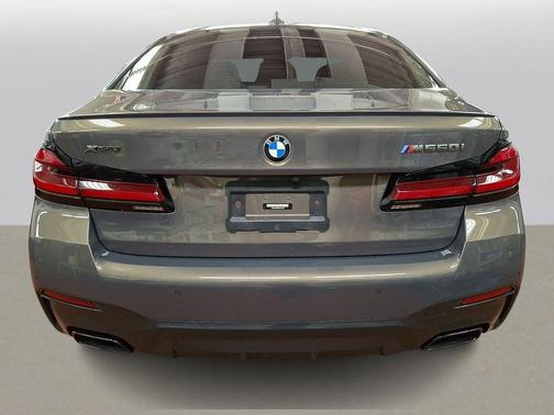2022 BMW M550 i Xdrive