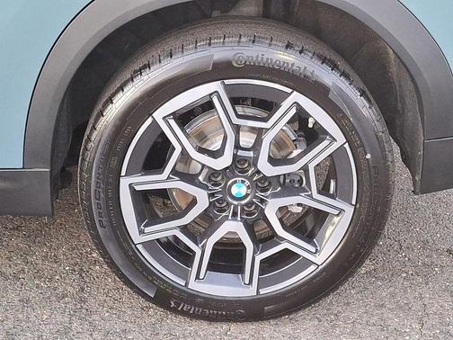 2025 BMW X2 xDrive28i