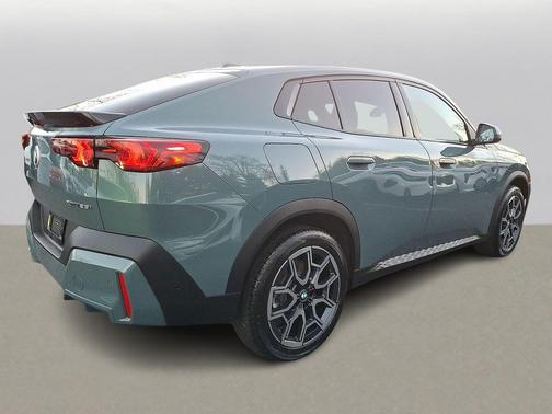 2025 BMW X2 xDrive28i