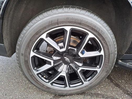 2021 Chevrolet Suburban RST