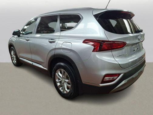 Shimmering Silver Pearl 2020 Hyundai SANTA FE SE 2.4